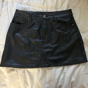 Leather skirt Size 27
